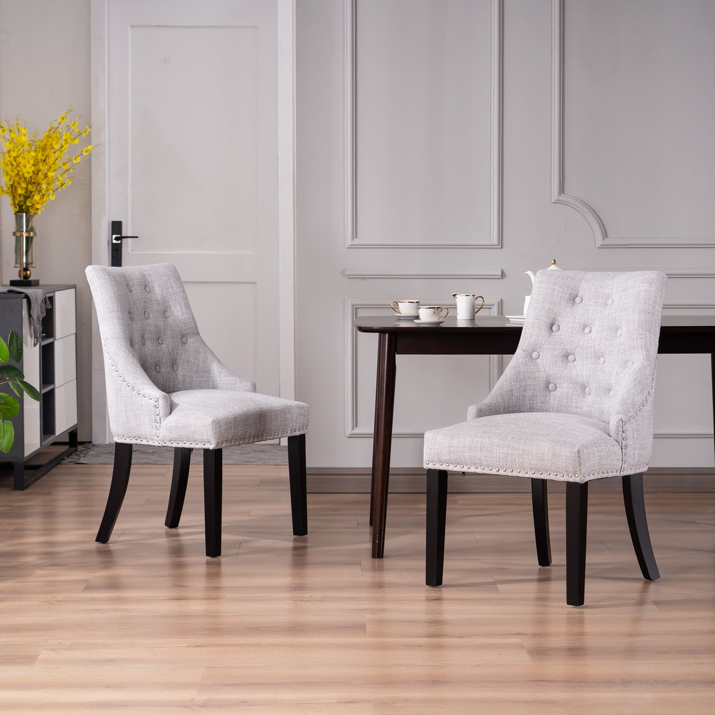 Maya dining chair