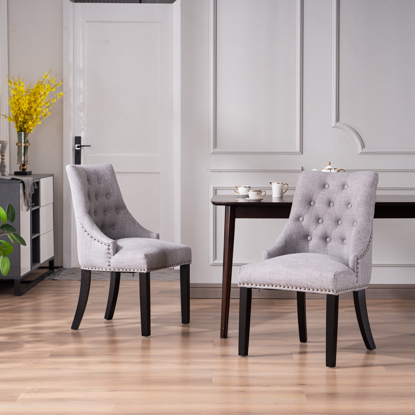 Maya dining chair